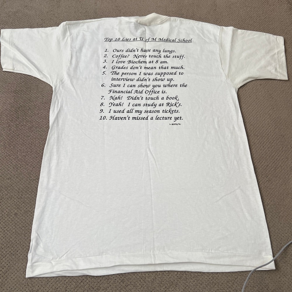 Vintage 1990s U of M Medical School Fruit of the Loom T-Shirt White XL